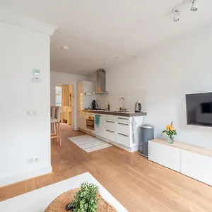 Riverbridge - Historic Center Canal District Homestay Amsterdam